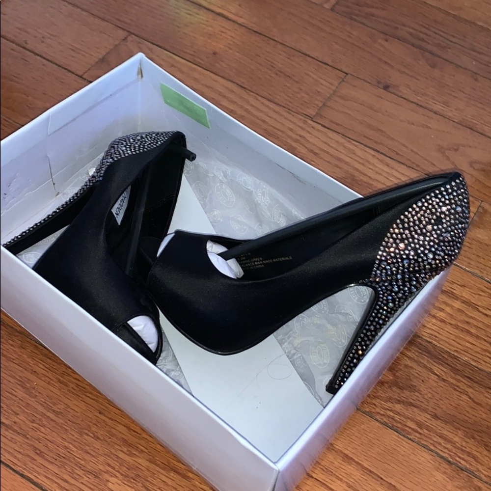 Steve Madden Brand New